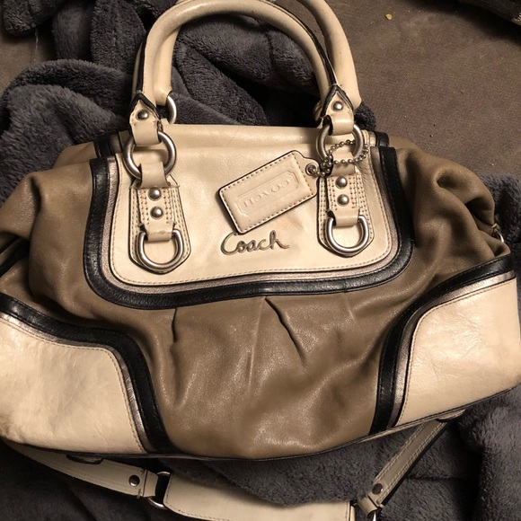 AUTH - Coach Satchel - off white, tan, and black - Picture 3 of 7